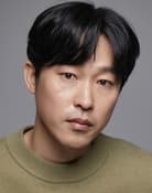 Kim Joong-hee as Kim Kyung-wook